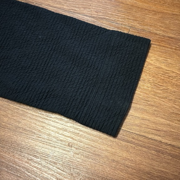 Lululemon mock turtleneck - Picture 4 of 5